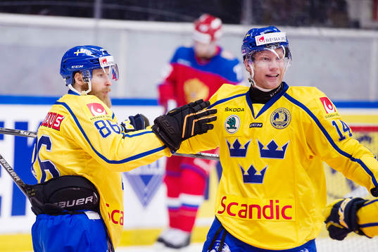 Sveriges Linus Klasen jublar