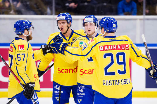 Sveriges Linus Hultström jublar