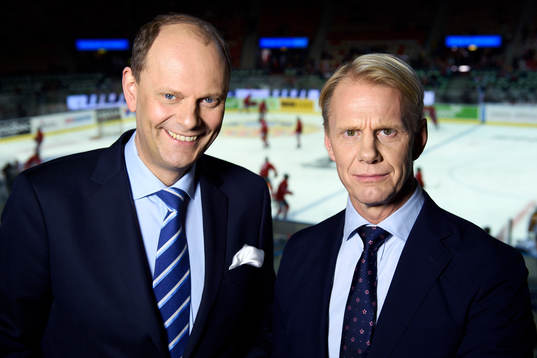 Kommentatorerna Lasse Granqvist och Niklas Wikegård innan