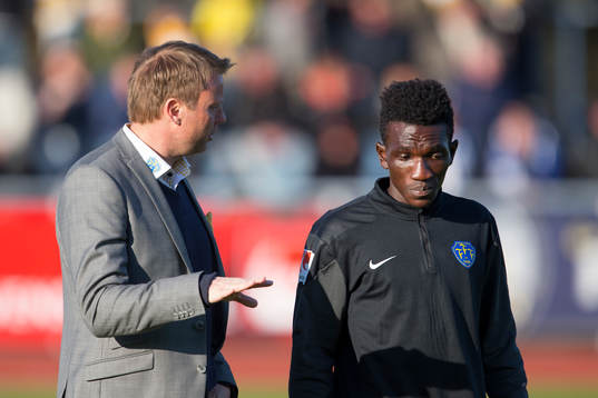 Falkenbergs tränare Hans Eklund och Lord Ofosuhene