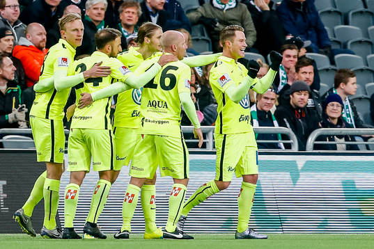 Jönköpings Tommy Thelin jublar