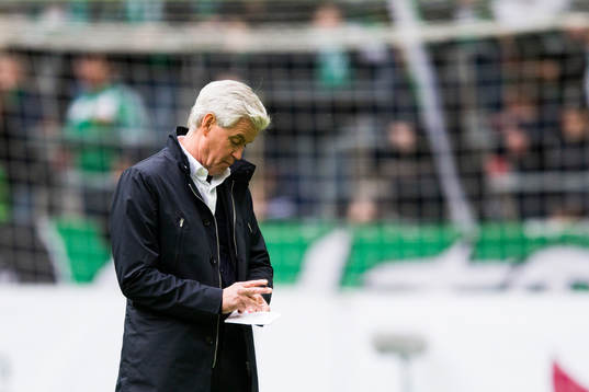 Hammarbys tränare Nanne Bergstrand innan fotbollsmatchen i