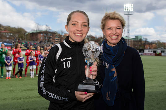s pris Kristallkulan 2015 av chefredaktör Sofia Dahlström