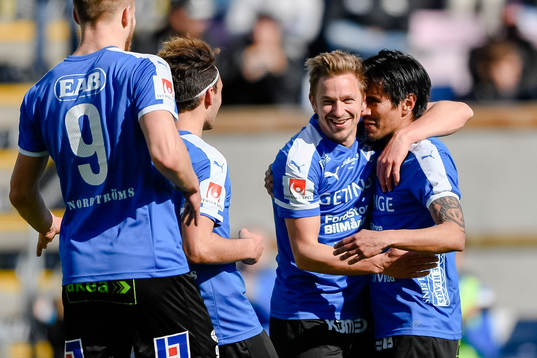 Halmstads Fredrik Olsson jublar