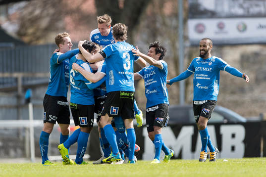 Halmstads spelare jublar