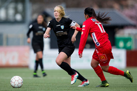 Göteborgs Elin Rubensson mot Örebros Veronica Perez