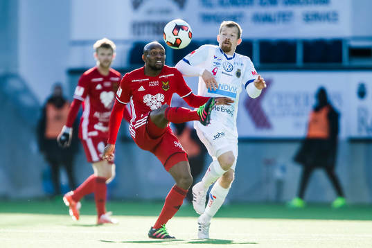 Östersunds Fouad Bachirou och Gefles Johan Bertilsson