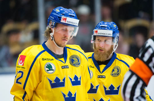 Sveriges Magnus Nygren och Linus Klasen ser deppiga ut