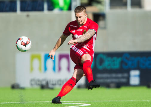 Östersunds Douglas Bergqvist i aktion