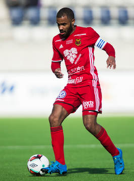 Östersunds Alex Dyer i aktion
