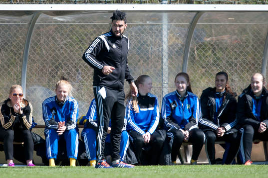 Eskilsminnes tränare Ashkan Esfandi