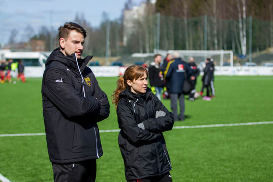 Umeås sjukgymnast Torbjörn Nordström och Umeås tränare