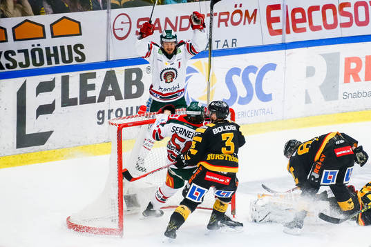 Frölundas Nicklas Lasu jublar