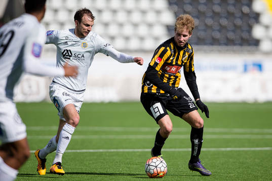 Sundsvalls Lars Christian Krogh Gerson mot Häckens Samuel