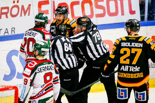 Frölundas Joel Lundqvist var arg på Jimmie Ericsson
