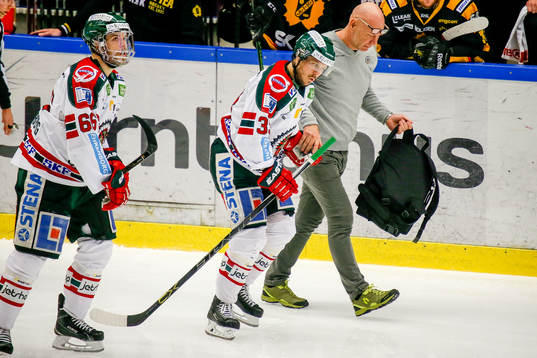 Frölundas Elias Fälth fick en tuff tackling