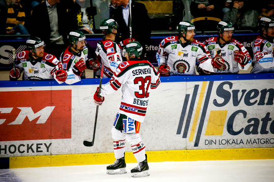 Frölundas Lukas Bengtsson  jublar