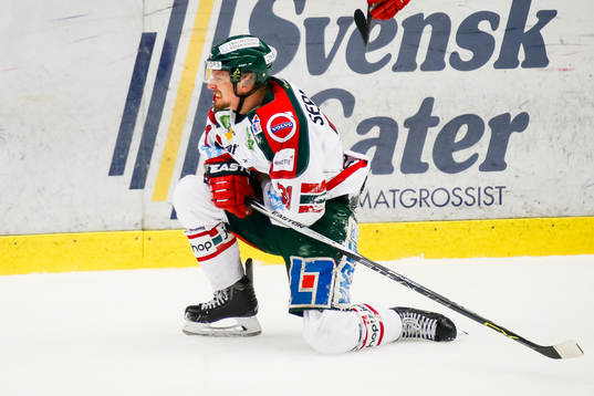 Frölundas Nicklas Lasu har ont