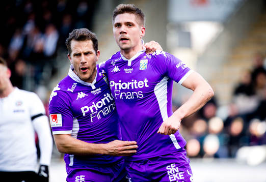 IFK Göteborgs Mikael Boman gör 1-1 och jublar med Tobias