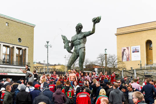 Frölundas supportrar firar Frölundas SM-guld på