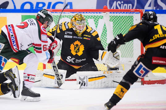 Frölundas Artturi Lehkonen gör 0-3 bakom Skellefteås