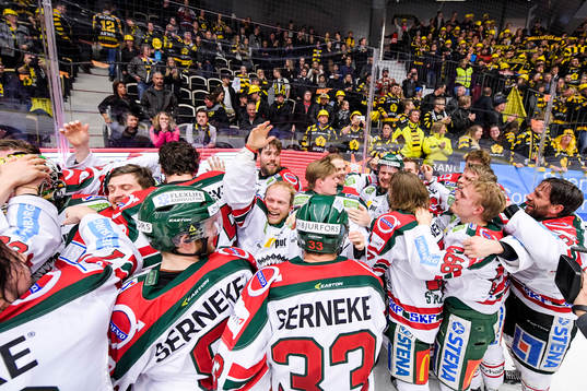 Frölundas Ryan Lasch jublar