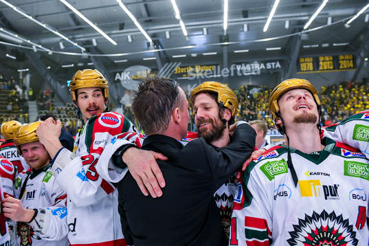 Frölundas tränare Roger Rönnberg och Joel Lundqvist