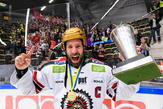 Frölundas Joel Lundqvist  jublar