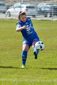 Sunnanås Annina Wede  fotbollsmatchen i elitettan mellan