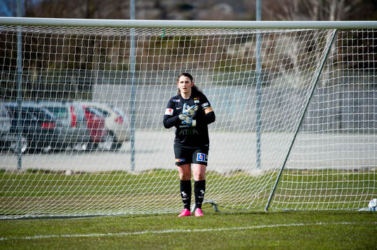 Sunnanås målvakt Lovisa Koss  fotbollsmatchen i Elitettan