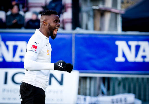 Örebros Maic Sema jublar