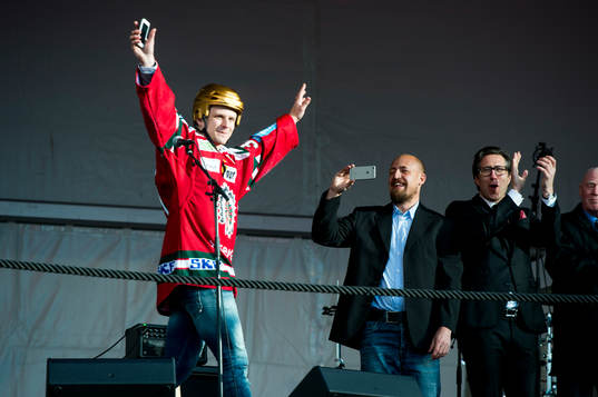 Frölundas Niklas Lasu jublar