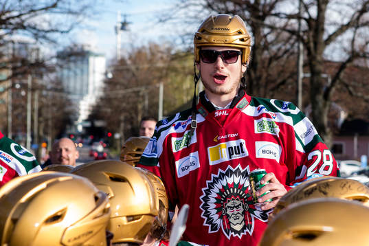 Frölundas Johan Sundström på guldbussen