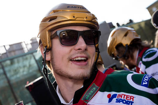 Frölundas Johan Sundström på guldbussen
