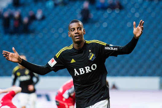 s Alexander Isak jublar