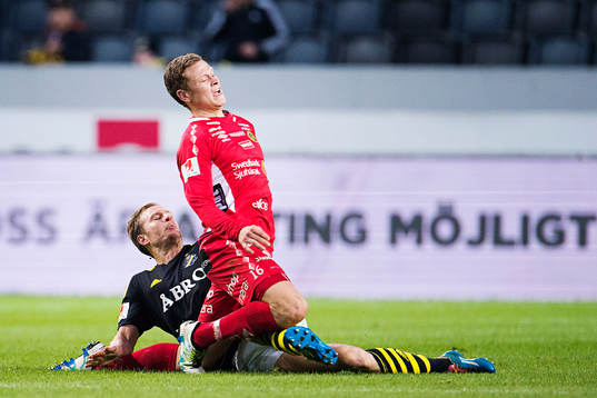 s Per Karlsson och Elfsborgs Viktor Claesson