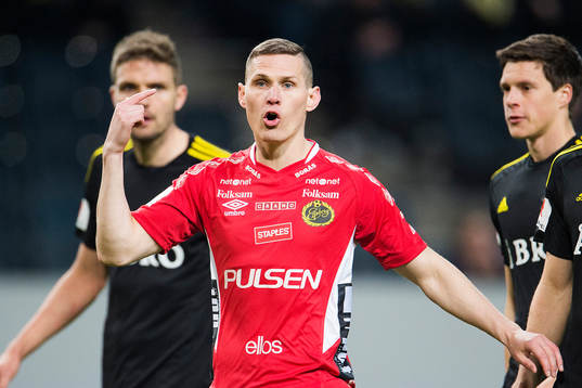 Elfsborgs Jon Jönsson reagerar
