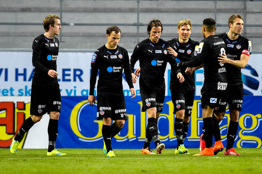 Helsingborgs Linus Hallenius jublar