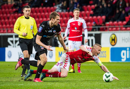 Helsingborgs Frederik Helstrup och Kalmars Tobias Eriksson