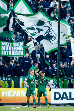 Hammarbys Erik Israelsson jublar