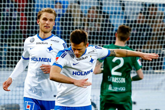Norrköpings Arnor Traustason jublar
