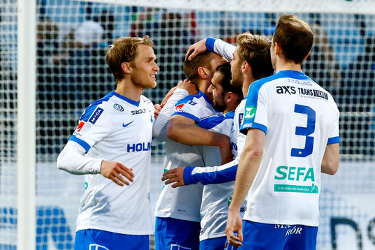 Norrköpings Arnor Traustason jublar