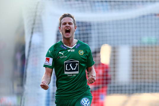 Hammarbys Erik Israelsson jublar