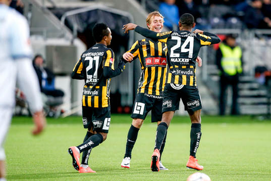 Häckens René Makondele jublar