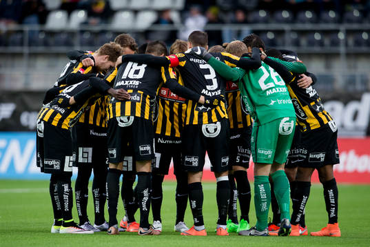 Häcken samlade innan fotbollsmatchen i Allsvenskan mellan