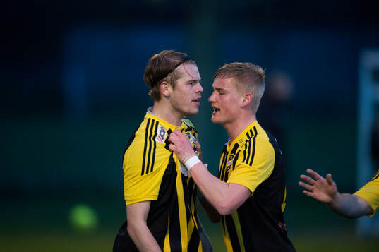 IFK Hässleholms Filip Ranmo och Linus Svensson  i matchen