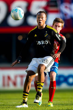 s Carlos Strandberg och Helsingborgs Felix Bindelöv