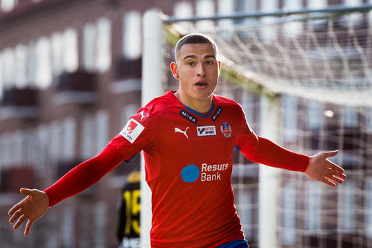 Helsingborgs Jordan Larsson jublar