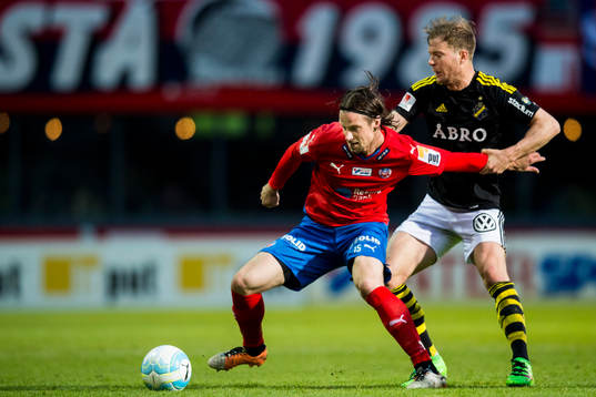 s Per Karlsson