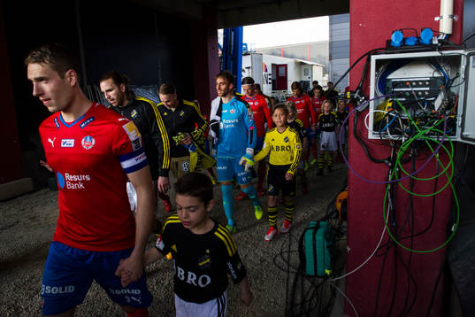 Helsingborgs Frederik Helstrup och målvakt Tomer